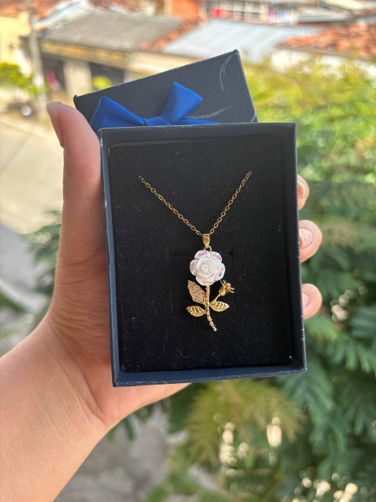 🌹 Collar Rosa 3D + Caja de Regalo